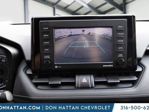 Used 2021 Toyota RAV4 XLE FWD image 8