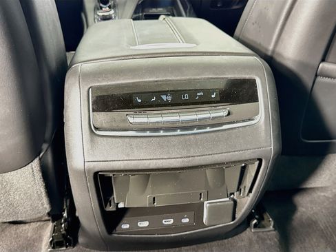 Used 2024 Cadillac Escalade Sport w/ Touring Package AWD/4WD image 29