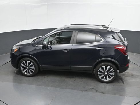 Used 2021 Buick Encore Preferred AWD/4WD image 36