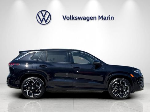 New 2026 Volkswagen Tiguan SEL R-Line AWD/4WD image 6