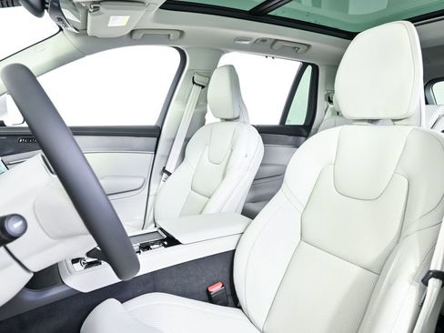 New 2026 Volvo XC90 T8 Ultra AWD/4WD image 5