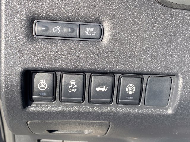 Used 2024 Nissan Murano SV AWD/4WD image 9