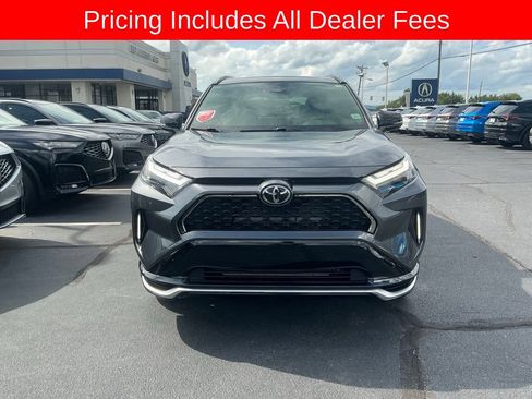 Used 2025 Toyota RAV4 XSE w/ Weather Package AWD/4WD image 7