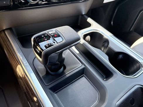 New 2026 Chevrolet Silverado 1500 RST w/ Convenience Package II AWD/4WD image 10