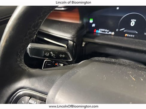 Used 2022 Lincoln Nautilus Reserve image 36