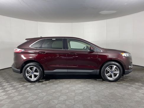 Used 2022 Ford Edge SEL w/ Convenience Package image 5