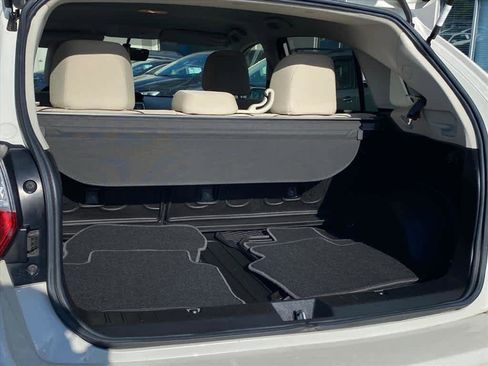 Used 2017 Subaru Crosstrek 2.0i Premium image 18