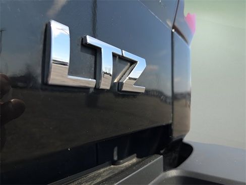 Used 2016 Chevrolet Silverado 2500 LTZ w/ Duramax Plus Package image 20