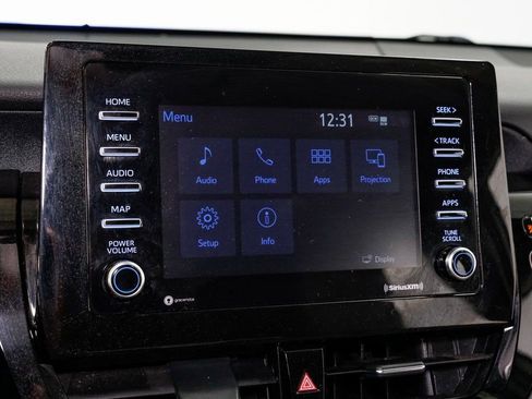 Used 2021 Toyota Camry SE image 15