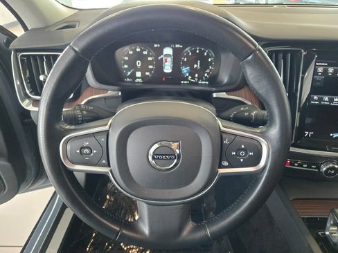 Used 2022 Volvo S60 B5 Inscription FWD image 31