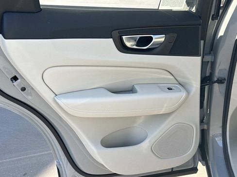 New 2026 Volvo XC60 B5 Ultra w/ Protection Package Premier image 16