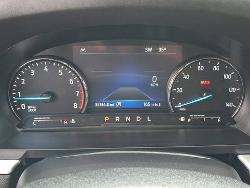 Used 2023 Ford Explorer XLT w/ Equipment Group 202A AWD/4WD image 21