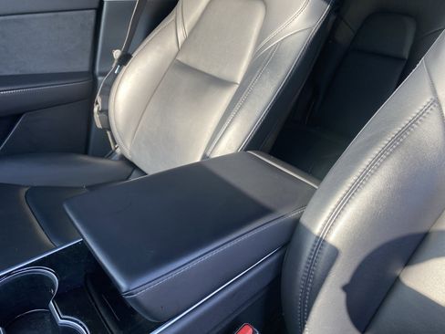 Used 2021 Tesla Model Y Long Range image 47