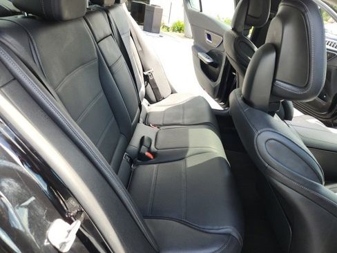 Used 2025 Mercedes-Benz C 300 Sedan image 21