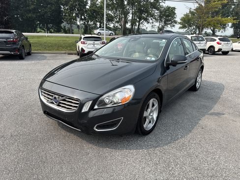 Used 2013 Volvo S60 T5 AWD/4WD image 22