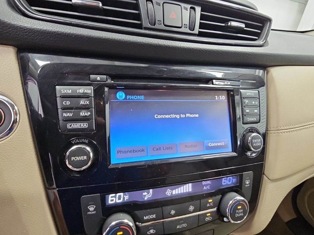 Used 2017 Nissan Rogue SL w/ SL Premium Package FWD image 17