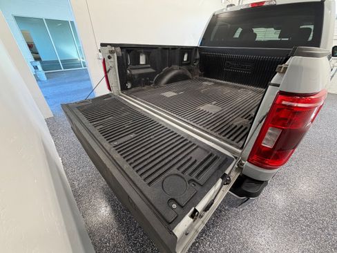Used 2023 Ford F150 XLT AWD/4WD image 15