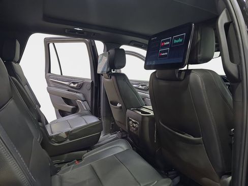 Used 2024 GMC Yukon Denali w/ Advanced Technology Package AWD/4WD image 13