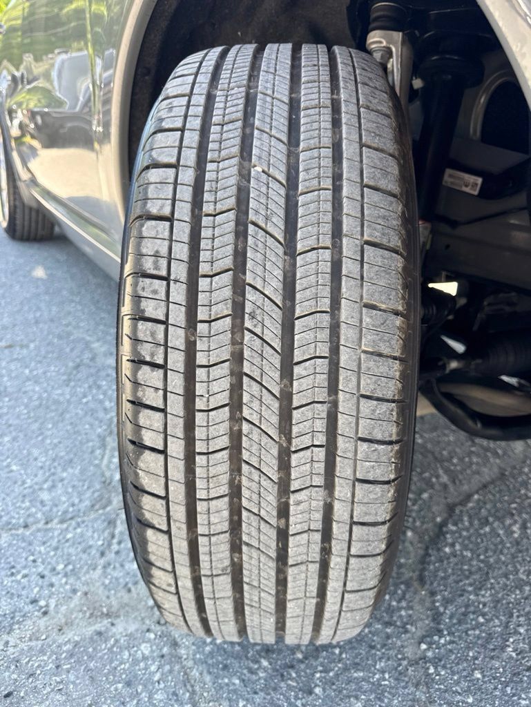 Used 2026 Dodge Durango GT RWD image 25
