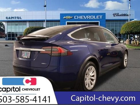 Used 2017 Tesla Model X 100D AWD/4WD image 3