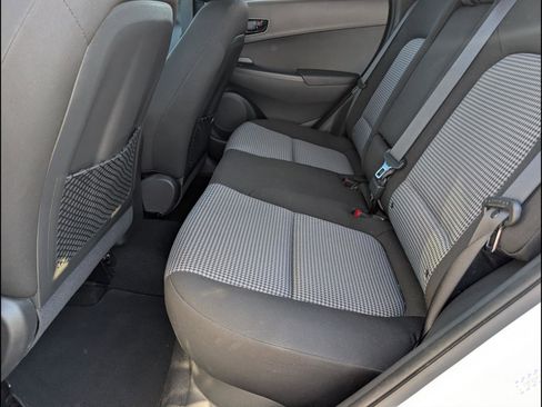 Used 2021 Hyundai Kona Night image 12