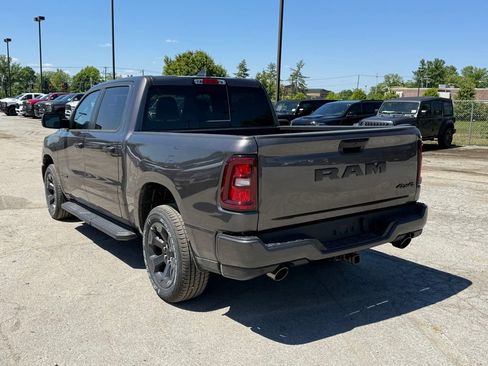 Used 2026 RAM 1500 Express AWD/4WD image 9