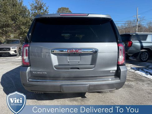 Used 2018 GMC Yukon Denali image 7