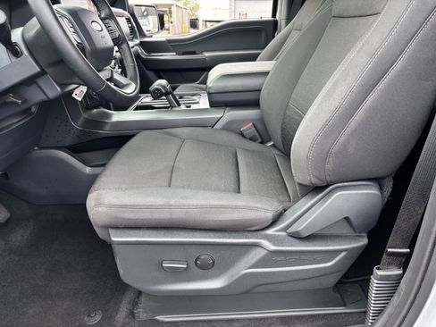 Used 2024 Ford F150 XLT w/ XLT Black Appearance Package RWD image 18
