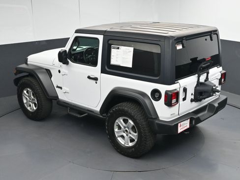 Used 2021 Jeep Wrangler Willys image 33