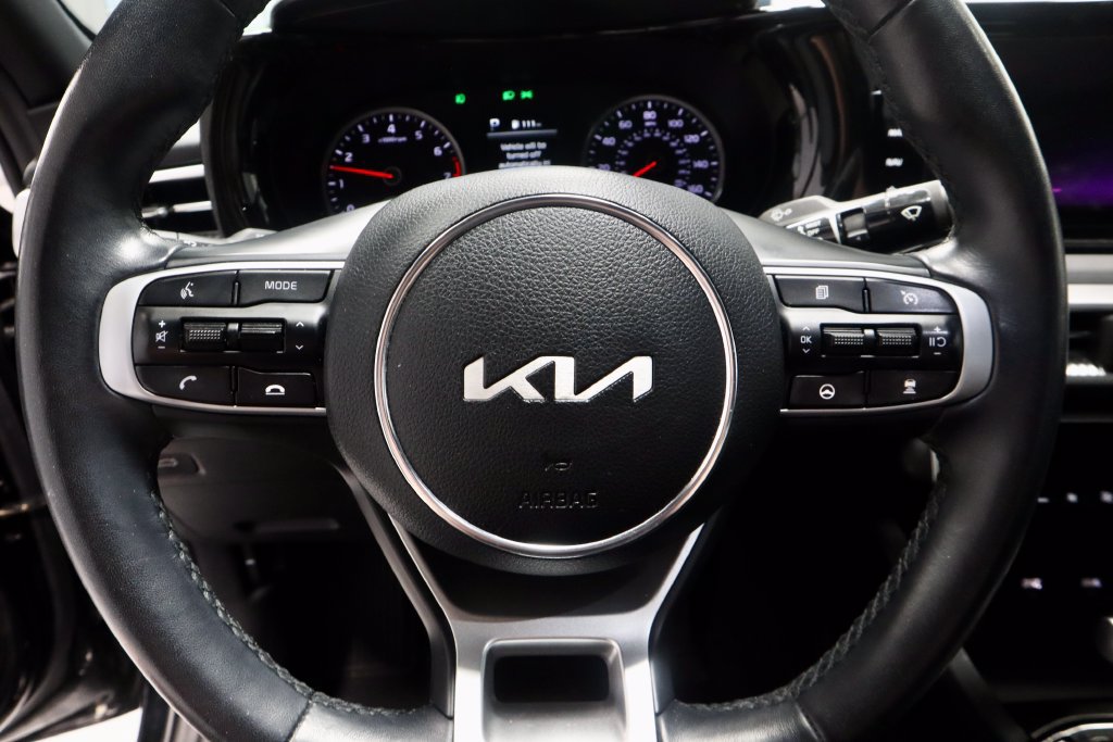 Used 2024 Kia K5 GT-Line AWD/4WD image 32