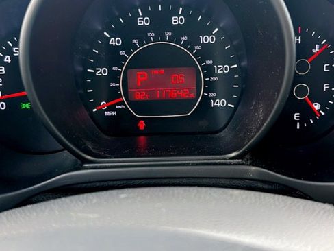 Used 2015 Kia Soul FWD image 13