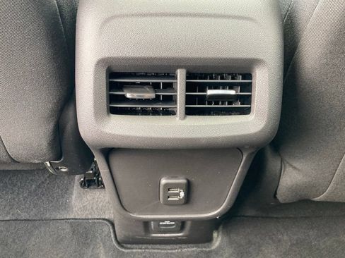 Used 2024 Chevrolet Equinox LT AWD/4WD image 15