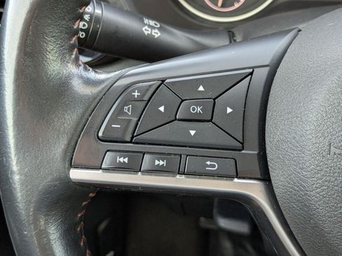 Used 2024 Nissan Sentra SR FWD image 19