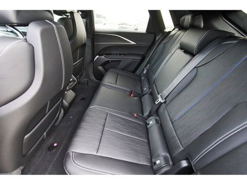 New 2026 Cadillac Lyriq Sport image 7