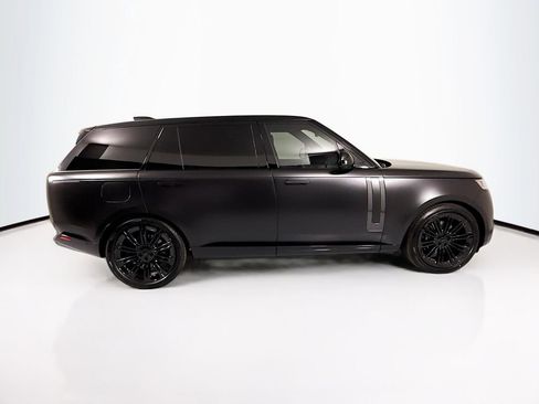 New 2026 Land Rover Range Rover Long Wheelbase SE AWD/4WD image 4