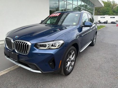 Certified 2024 BMW X3 xDrive30i w/ Premium Package AWD/4WD image 3
