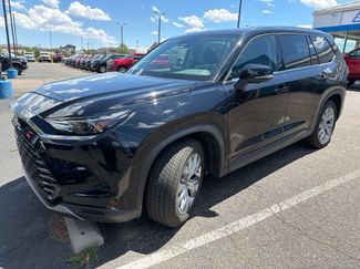 Used 2025 Toyota Grand Highlander AWD video 1