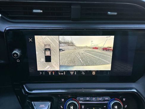 Used 2024 GMC Sierra 2500 AT4 w/ AT4 Premium Plus Package image 30