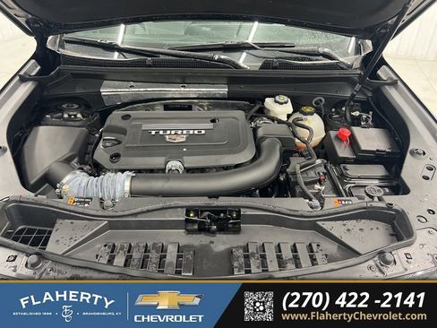 Used 2024 Cadillac XT4 Sport image 16