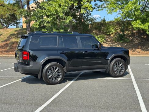 Used 2027 Toyota Land Cruiser w/ Premium Package AWD/4WD image 13