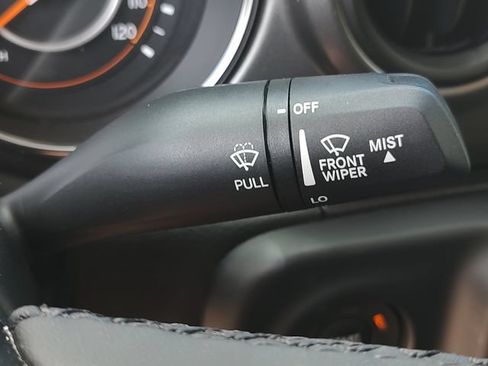 Used 2023 Jeep Gladiator Sport AWD/4WD image 24
