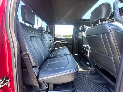 Used 2022 Ford F350 Platinum w/ Tremor Off-Road Package AWD/4WD image 31