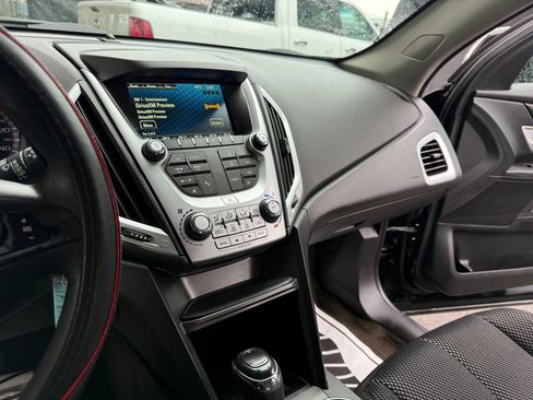 Used 2017 GMC Terrain SLE image 10