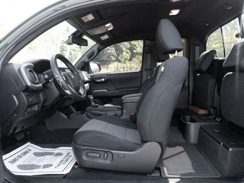 Used 2022 Toyota Tacoma TRD Sport w/ Black Out Package (TMS) image 25