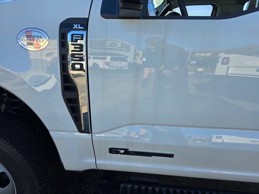 New 2025 Ford F350 XL w/ XL Chrome Package AWD/4WD image 11