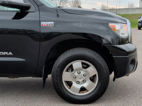 Used 2012 Toyota Tundra Limited w/ TRD Off-Road Pkg AWD/4WD image 13