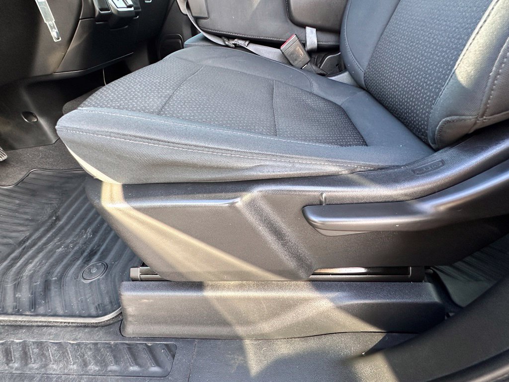 Certified 2019 Chevrolet Silverado 1500 Custom w/ Custom Convenience Package AWD/4WD image 20