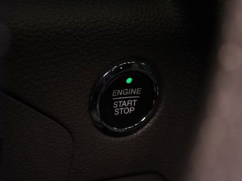 Used 2015 Lincoln Navigator 2WD image 23