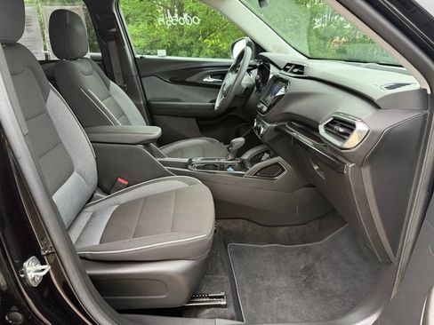 Used 2023 Chevrolet TrailBlazer LT w/ Convenience Package FWD image 18