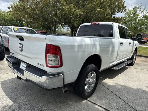 Used 2024 RAM 3500 Big Horn AWD/4WD image 7